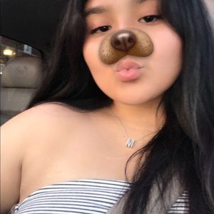 Meet your Posher, Ana